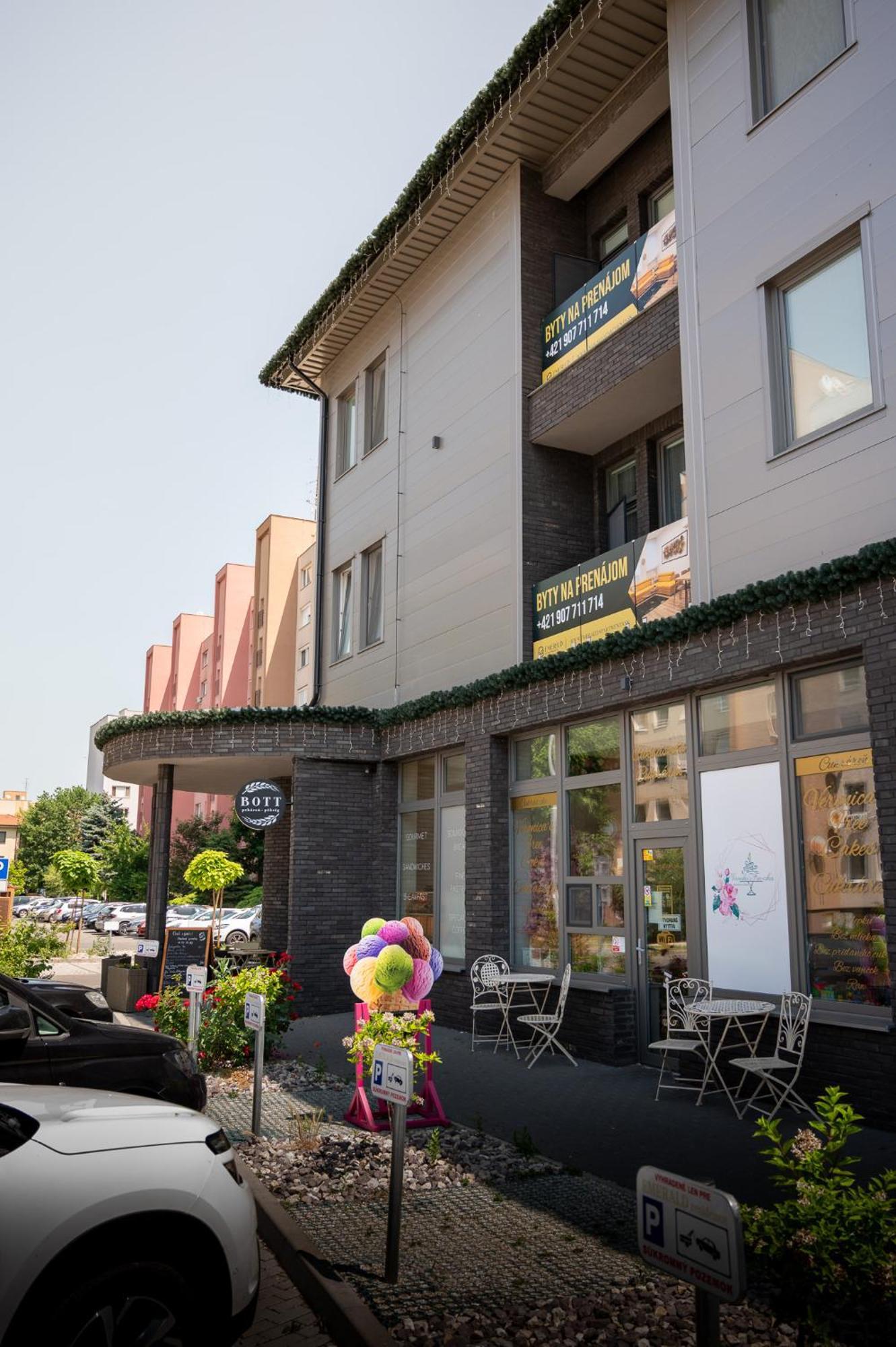 Emerald Apartmán Dunajská Streda